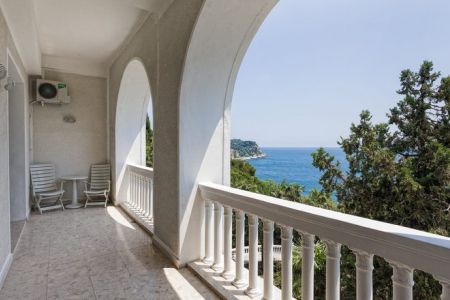 Deluxe 2 2-местный 2-комнатный (корпус 1)