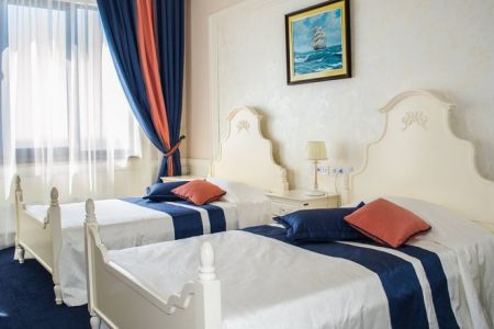 Suite Executive 4-местный 3-комнатный (корпус 2)