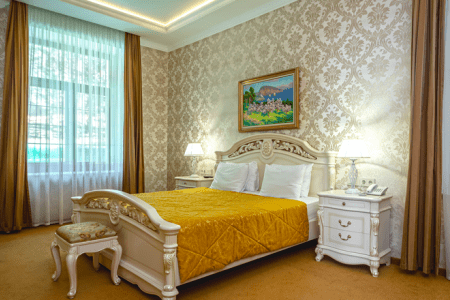 Suite 4-местный 3-комнатный (корпус 1)